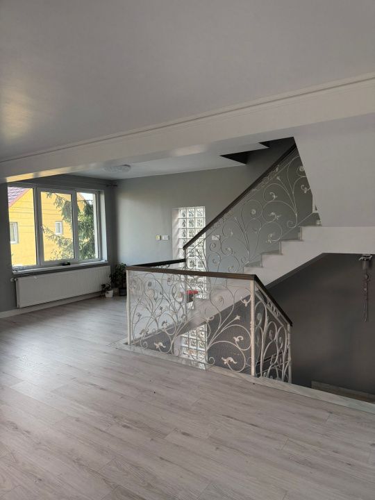 CASA ELEGANTA CU TEREN 1500MP,ZONA PETROM – fotografia 15 din 22