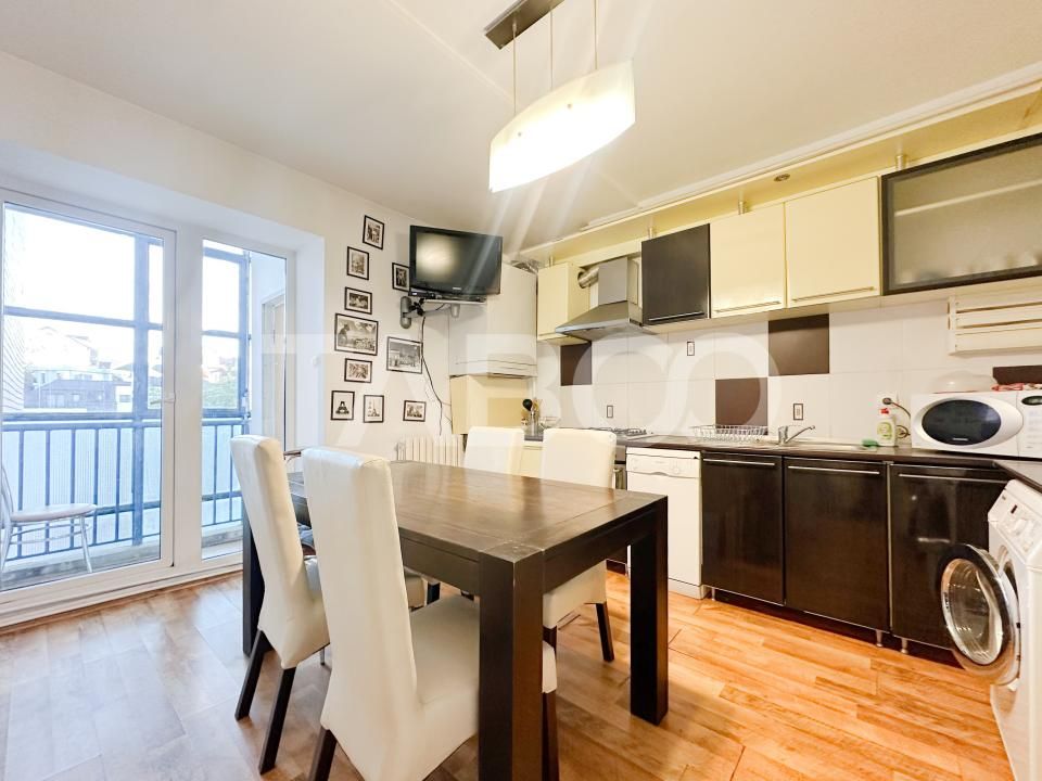 Apartament cu 4 camere confort sporit de vanzare Cartierul Zorilor – fotografia 13 din 15