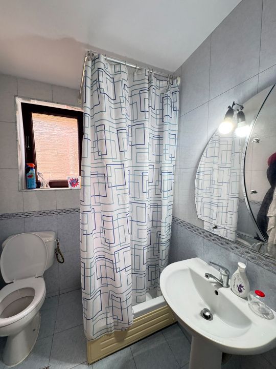 Vila premium de vanzare in Palas | Curte si parcare – fotografia 9 din 12