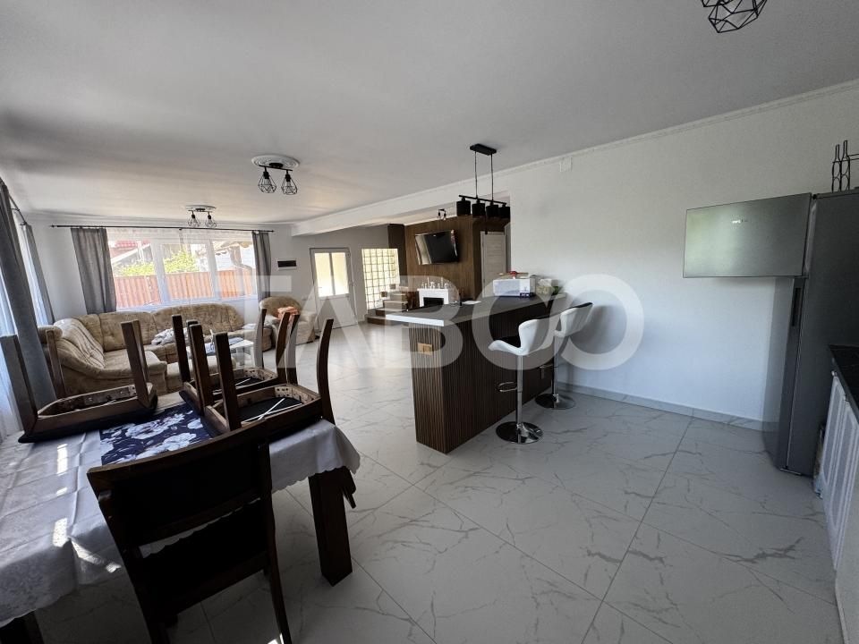 Oportunitate investitie - Pensiune renovata cu 8 camere langa Sibiu – fotografia 22 din 32