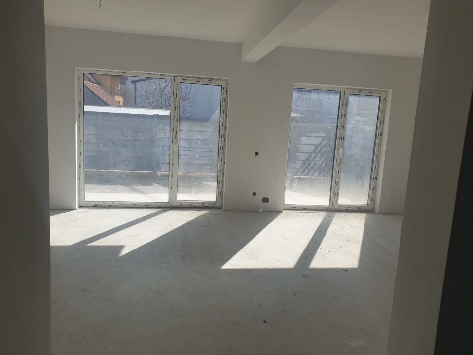 Casa cu 4 camere, 130 mp utili, 216 mp de teren , str. Crisan, loc. Floresti – fotografia 6 din 8