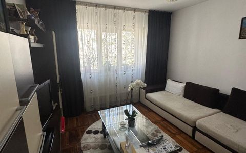 Apartament 4 camere de vânzare | Poarta 6, Constanța