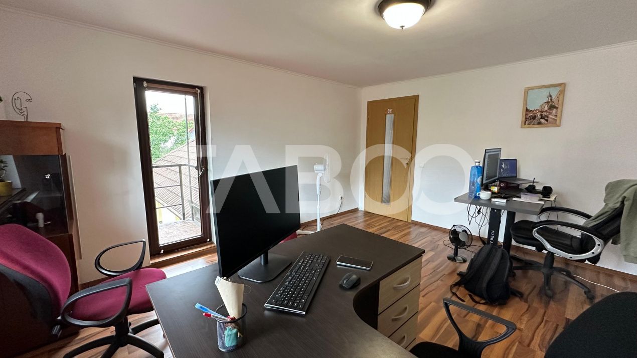 Casa individuala 8 camere curte libera 300mp zona Calea Poplacii Sibiu – fotografia 21 din 31