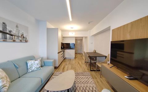 Unirii Boulevard Signature - 3 Rooms ◦ 2 Baths ◦ 3 Balconies ◦ Hotel Services