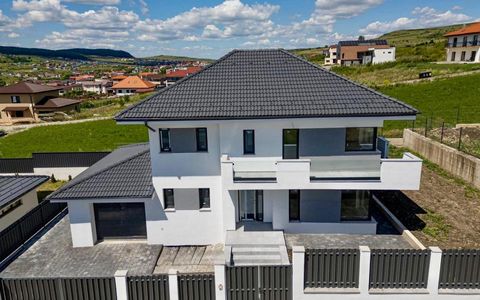 Casa unifamiliala 140mpu cu garaj la intrare in Chinteni
