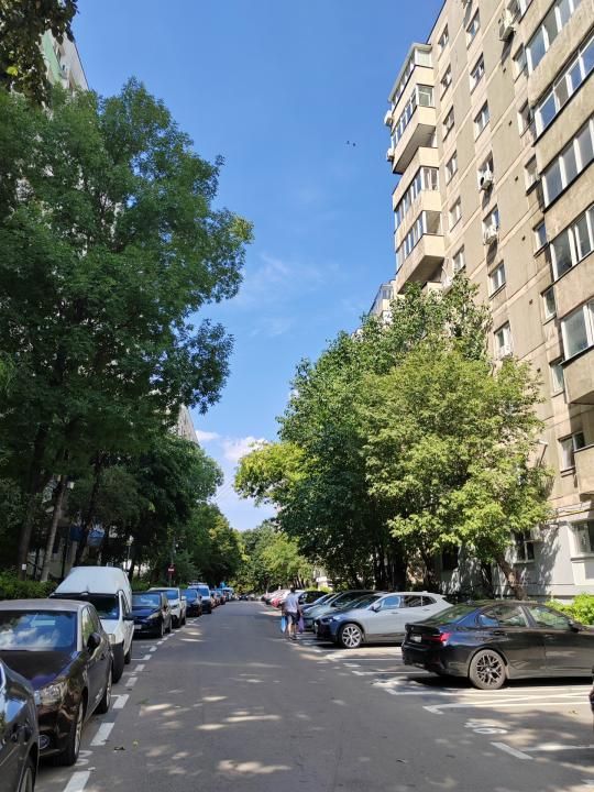 🏠 Apartament 3 Camere | Tineretului | Decomandat |Lângă Parc | 70 MP – fotografia 8 din 9