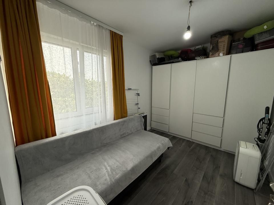 Apartament cu 3 camere, semidecomandat - Piata Doina – fotografia 2 din 8
