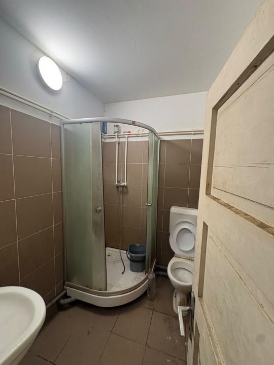 Cazare Muncitori | 3 Camere de inchiriat | Unirii | Metrou | – fotografia 4 din 9