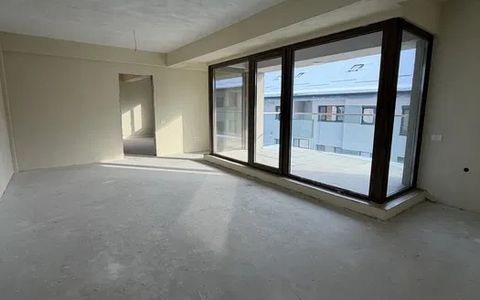 Apartament 3 camere, 2 bai, balcon, bloc nou, Borhanci