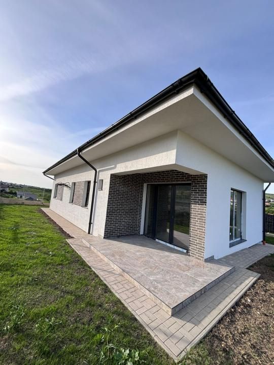 Casă pe un singur nivel + pod amenajabil, 170 mp utili, Chinteni – fotografia 5 din 13