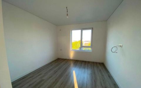 2 Camere de inchiriat | Aparatorii Patriei | Centrala | Nemobilat|