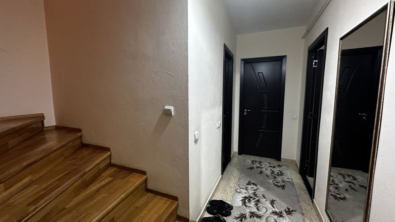 Casă Superba | CETATE Izvorului | 326 mp Teren | Curte | Terasă | Grădină – fotografia 33 din 51