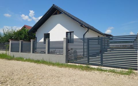 Casă individuală, 500 mp teren, 99,5 mp utili, 3 dormitoare, 2 băi, Șura Mică!