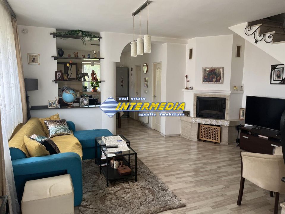 Casa de vanzar in Cetate Alba Iulia cu toate utilitatile – fotografia 1 din 15
