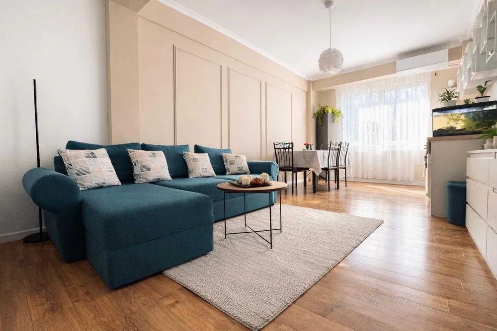 Apartament de vanzare 3 camere 60 mp zona Floresti Teilor – fotografia 1 din 8