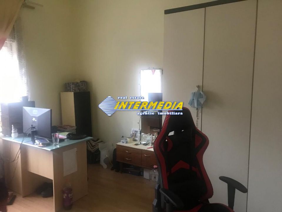 Casa de vanzare cu 3 camere in Alba Iulia zona Centru – fotografia 10 din 12