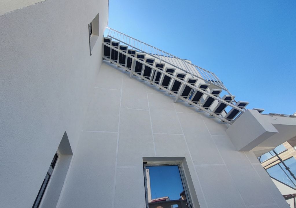 🏡 Vila modernă de inchiriat Mamaia Sat pretabil grădinița – fotografia 9 din 34