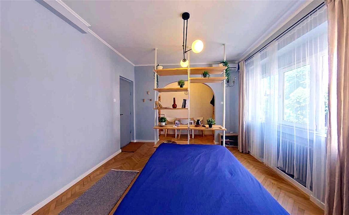 Central Location | Architect-Designed Studio | Turnkey Airbnb Investment – fotografia 11 din 18