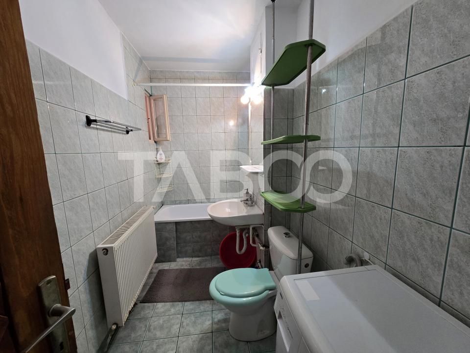 Apartament decomandat de vanzare etaj intermediar lift Vasile Aaron – fotografia 8 din 10