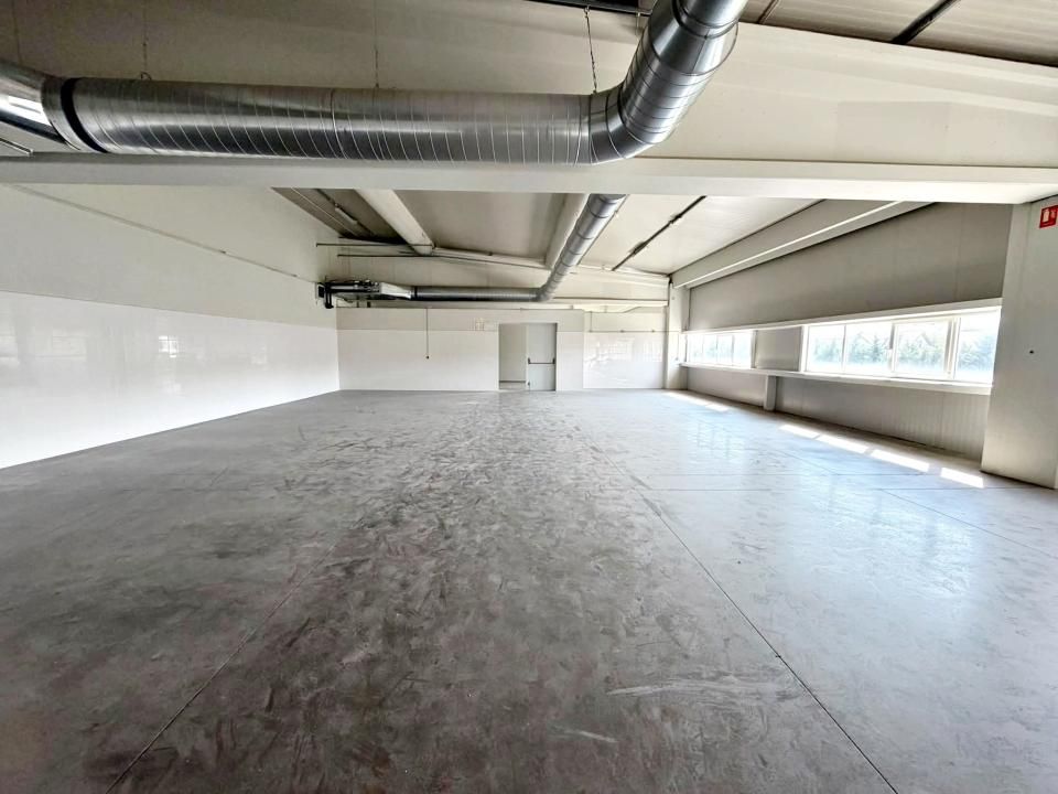 Spatiu mixt de inchiriat in Oradea, productie sau servicii, zona Calea Bihorului – fotografia 1 din 7