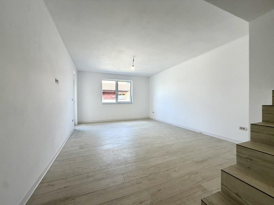 Duplex modern, 4 camere, 120 mp utili, 336 mp teren - Dumbravita – fotografia 1 din 12