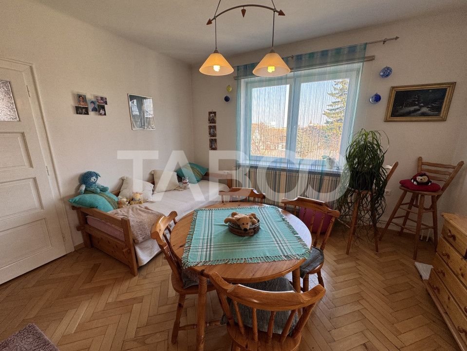 Casa individuala plus apartament 2 fronturi teren 584 mp Turnisor – fotografia 11 din 22