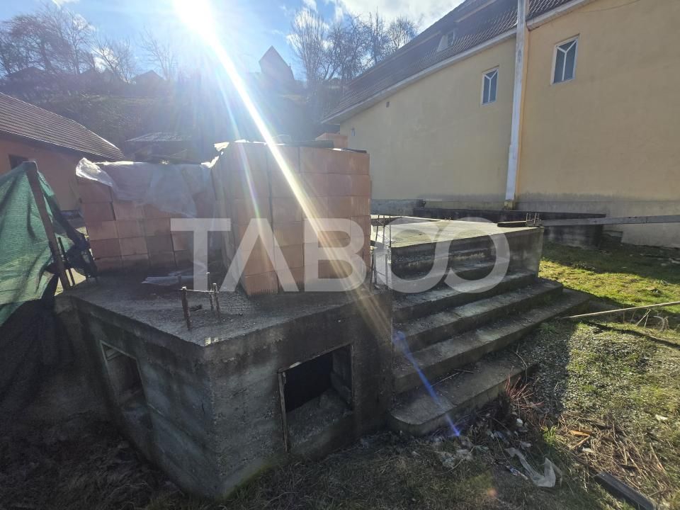Teren de vanzare intravilan 436mp fundatie si cu proiect casa Rasinari – fotografia 3 din 8