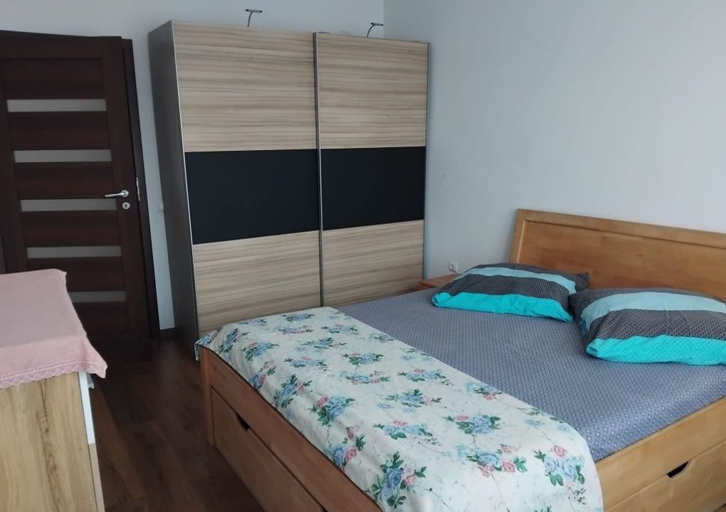 APARTAMENT 2 CAMERE I BLOC NOU I 50 MP I ETAJ 3 I MOBILAT COMPLET I – fotografia 2 din 5