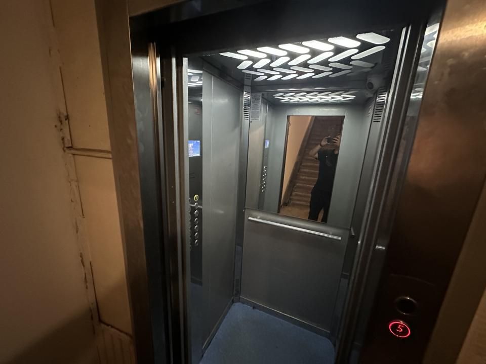 Berceni | 4 Camere | Etaj 5/10 | Bloc 1980 | Reabilitat | – fotografia 39 din 40