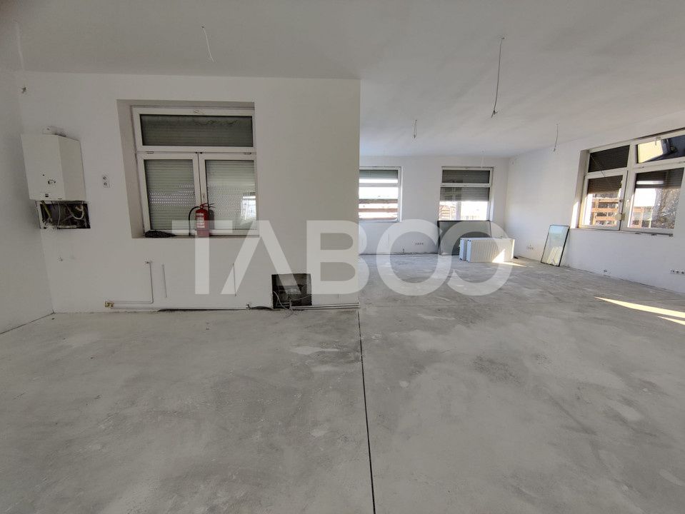 Spatiu comercial de inchiriat la strada intens circulata Central Sibiu – fotografia 3 din 12