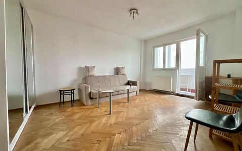Apartament cu 3 camere, 69 mp utili, decomandat - Zona Dacia