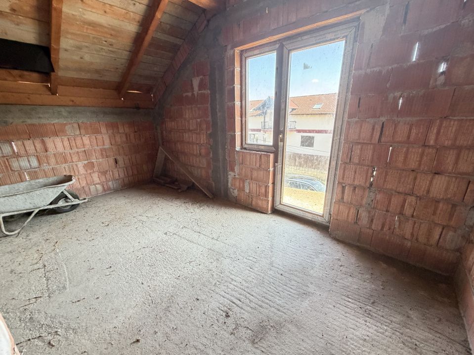 Casă la ROSU Alba Iulia Cartier Orizont – 220 mp utili 388 mp teren utilitati – fotografia 11 din 20