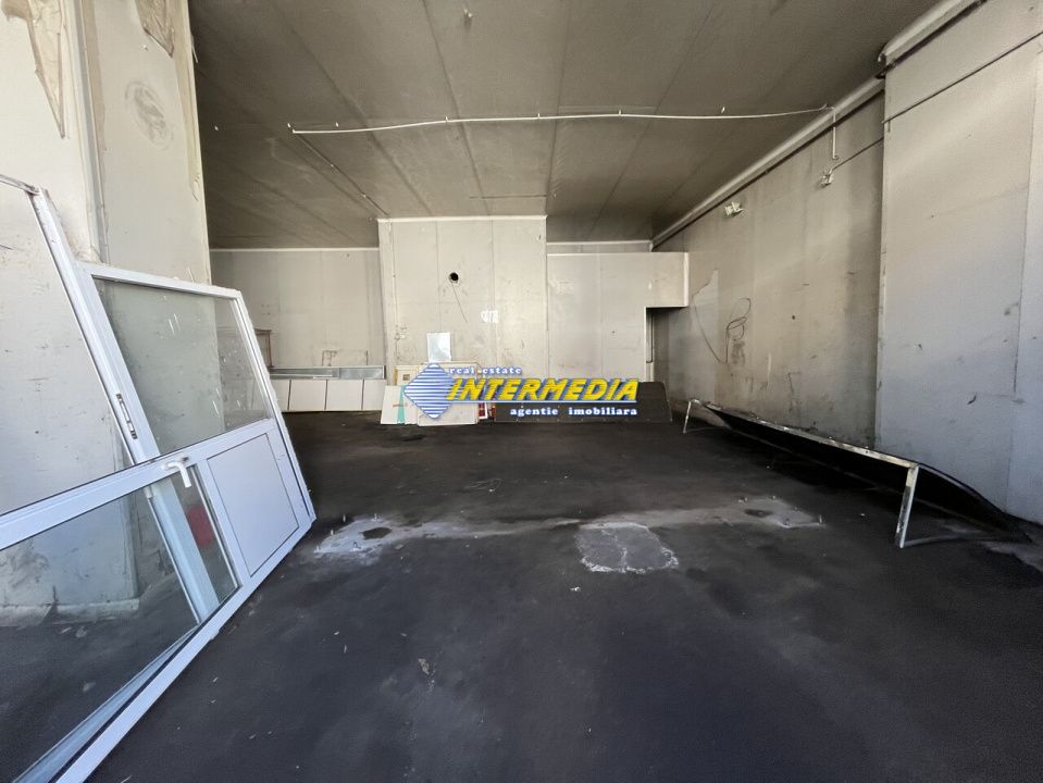 HALA DE INCHIRIAT I CENTRU I 160 MP I ALBA IULIA I PARCARE I – fotografia 1 din 5