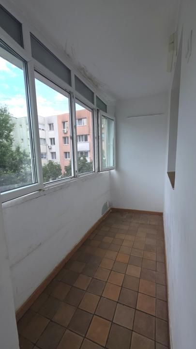 2 camere – Str. Murgeni - Titan - Basarabia - Bloc 1992 – fotografia 13 din 19