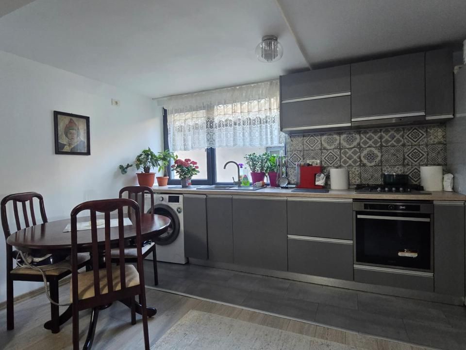 Casă 2 Mai | 6 dormitoare - băi proprii | 685 MP Teren – fotografia 6 din 22