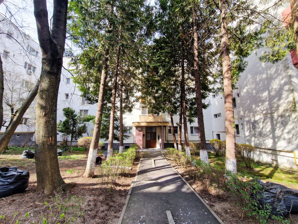 Apartament luminos decomandat in zona Spitalului de Recuperare – fotografia 16 din 16