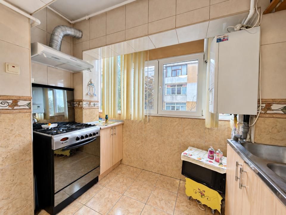 Constanta-Inel 1- Apartament cu 2 camere, mobilat si utilat, mutare imediata – fotografia 6 din 12