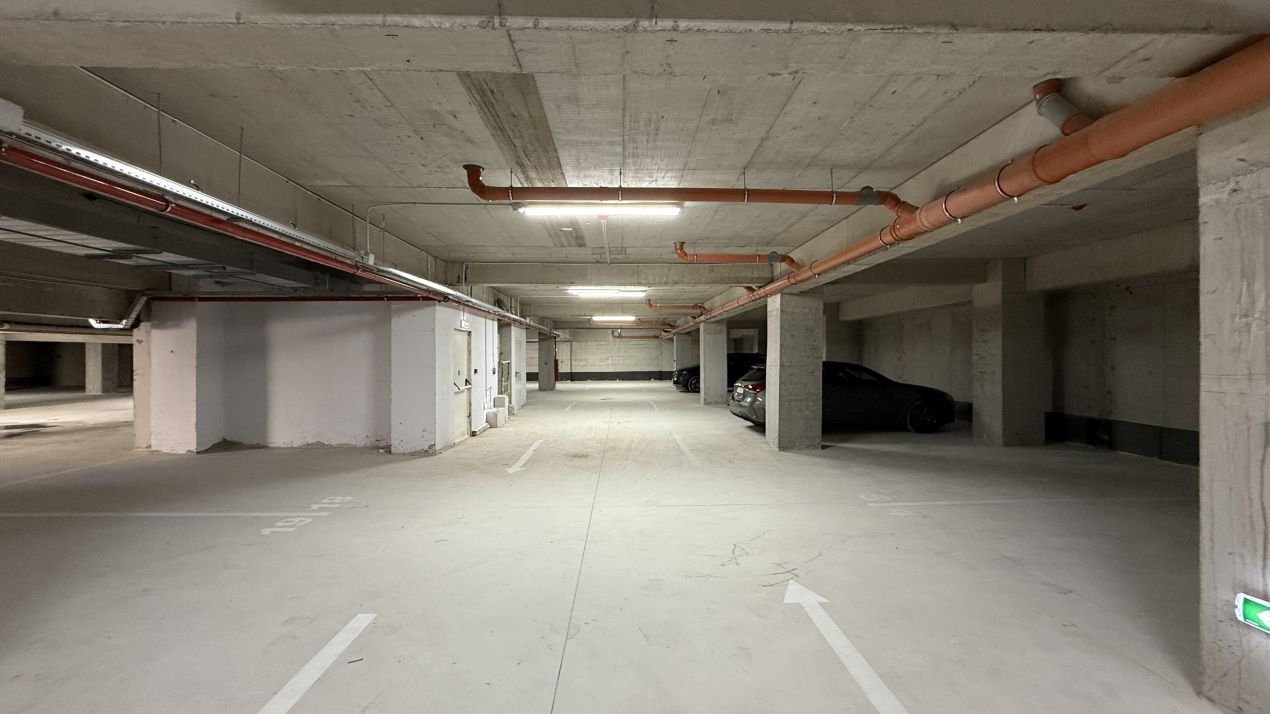 Imobil finalizat ideal pentru birou decomandat, daca lucrezi de acasa! – fotografia 14 din 34