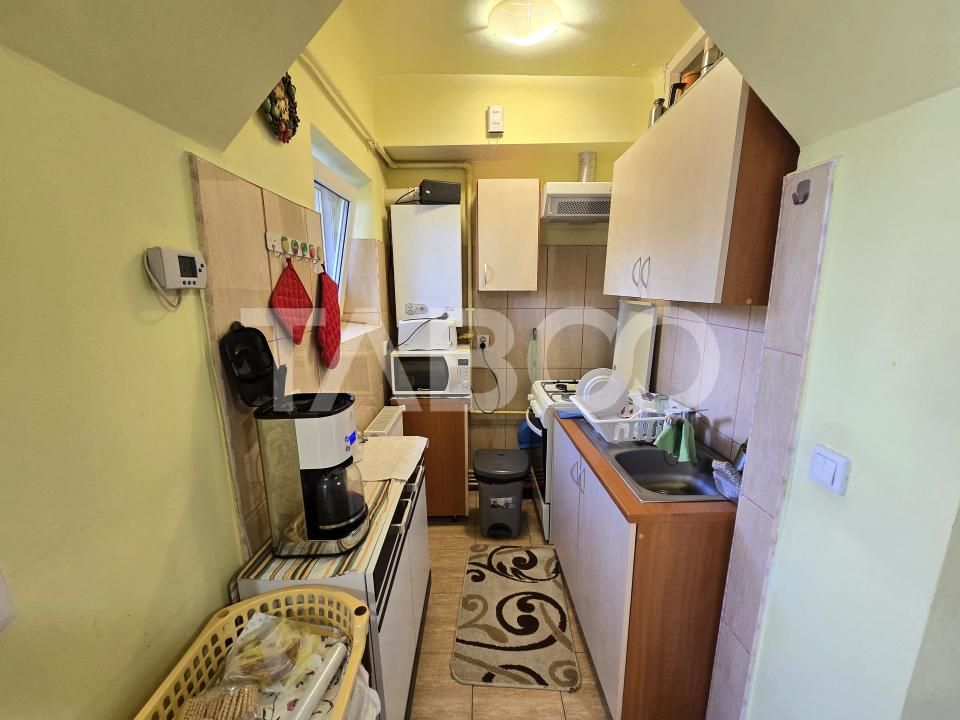 Garsoniera decomandata de vanzare 27 mpu mobilata in Terezian Sibiu – fotografia 4 din 10