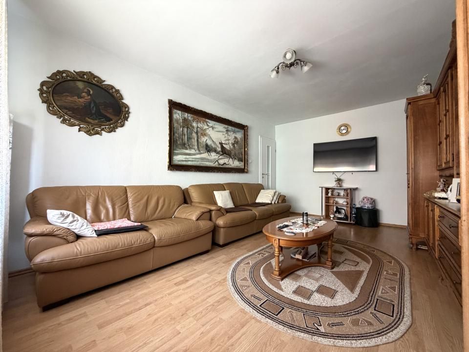 Apartament 3 camere, 68 mp utili, etaj 2, garaj, 2 boxe - Plavat II – fotografia 2 din 12