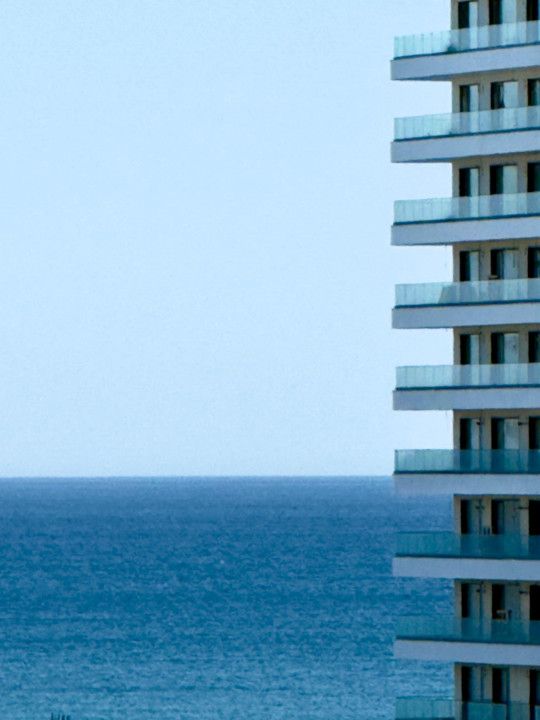 Alezzi Odyssey Apartament cu 2 camere la cheie | etaj 10 | vedere la mare si lac – fotografia 3 din 22