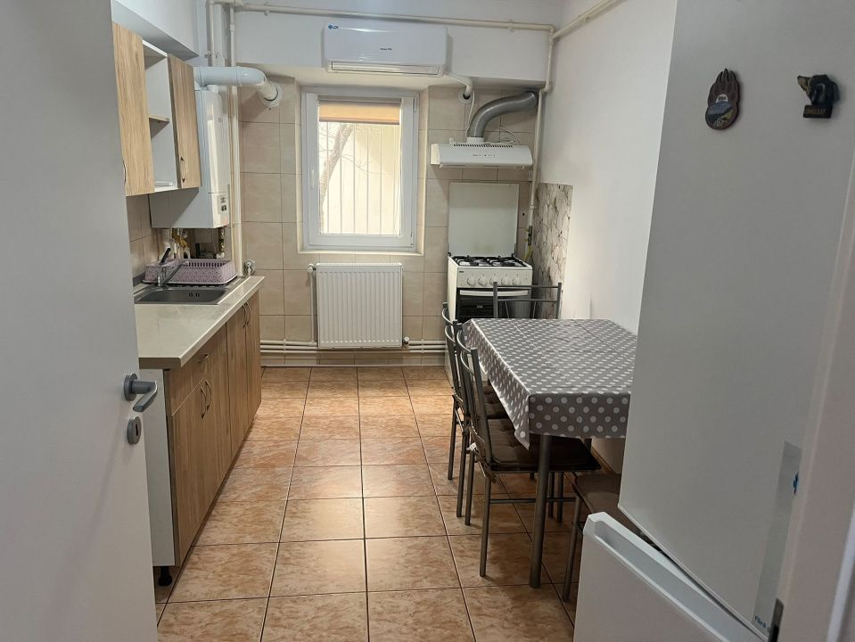 Apartament 2 camere de închiriat în Constanța zona Faleză Nord, termen lung – fotografia 4 din 5
