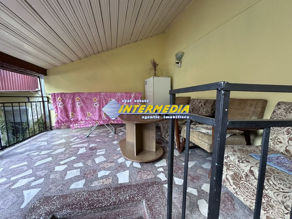 Casa 6 camere 300 mp utili de vanzare Centru cu spatiu comercial teren 400 mp – fotografia 3 din 17