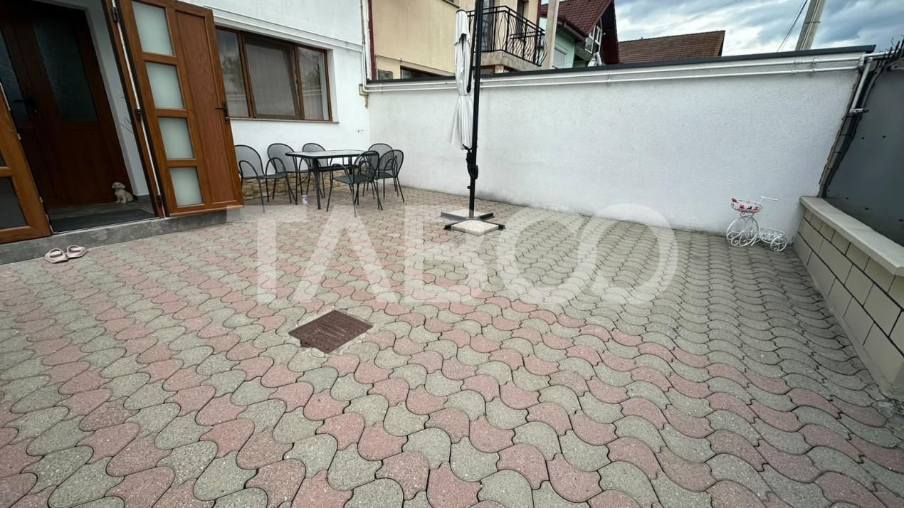 Casa de vanzare cu 5 camere +o curte de 150 mp Zona Terezian Sibiu – fotografia 2 din 34