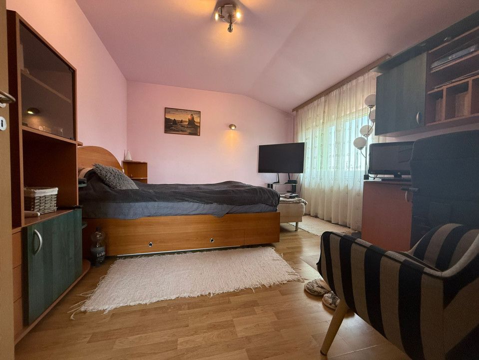 Casa individuala, spatioasa, cu 6 camere, 147 mp utili - zona Fratelia – fotografia 5 din 20