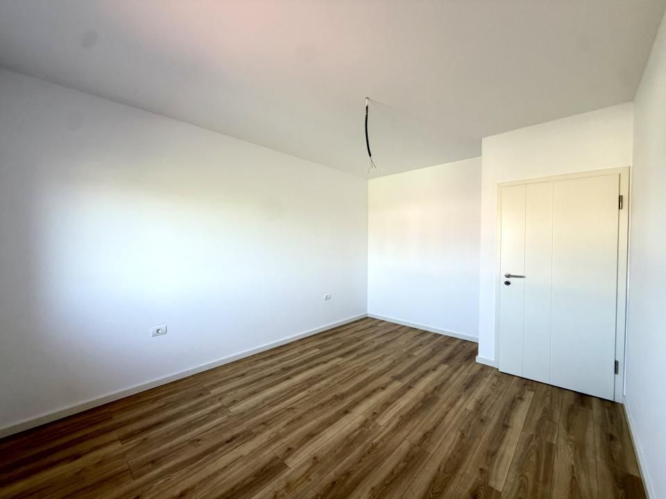Duplex spatios, 5 camere, 135 utili, 426 mp teren - Dumbravita – fotografia 5 din 15