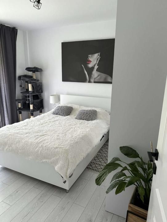 Apartament cu 3 camere , terasa 20 mp,parcare subterana,strada Eroilor – fotografia 1 din 7