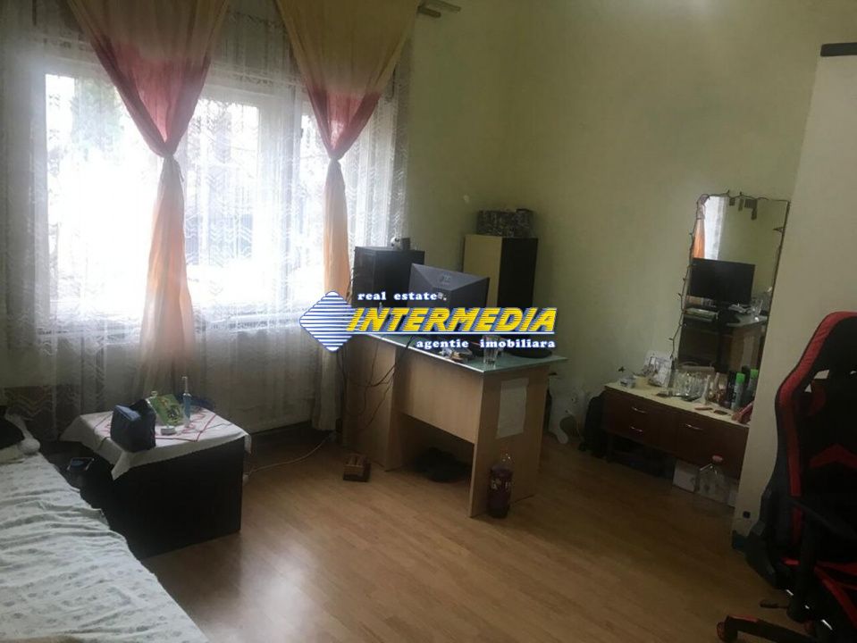 Casa de vanzare cu 3 camere in Alba Iulia zona Centru – fotografia 11 din 12