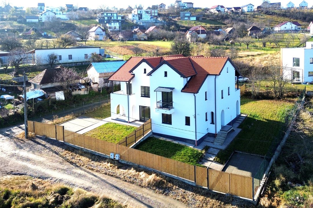 Duplex modern Feleacu cu vedere panoramica spre Cluj – fotografia 5 din 21
