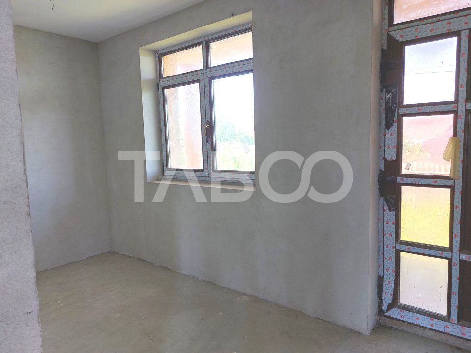 Casa de vanzare cu teren 2000 mp 5 camere  Sura Mare Hamba Sibiu – fotografia 17 din 37